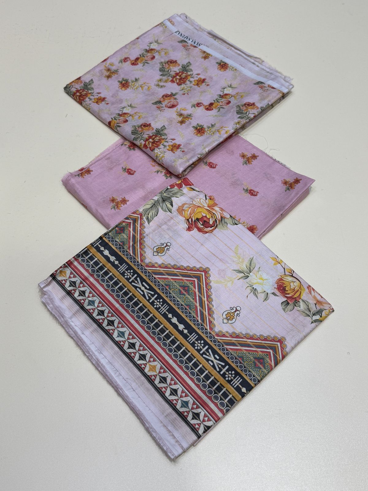 SANA SAFINAZ 3PCS UNSTICHED LAWN