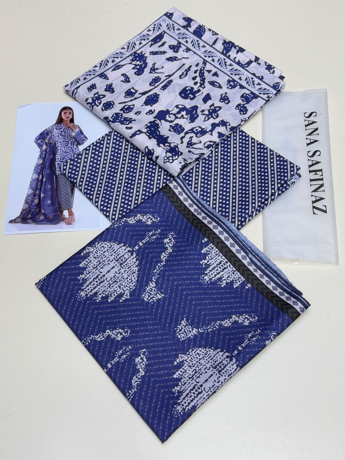 SANA SAFINAZ 3PCS UNSTICHED LAWN