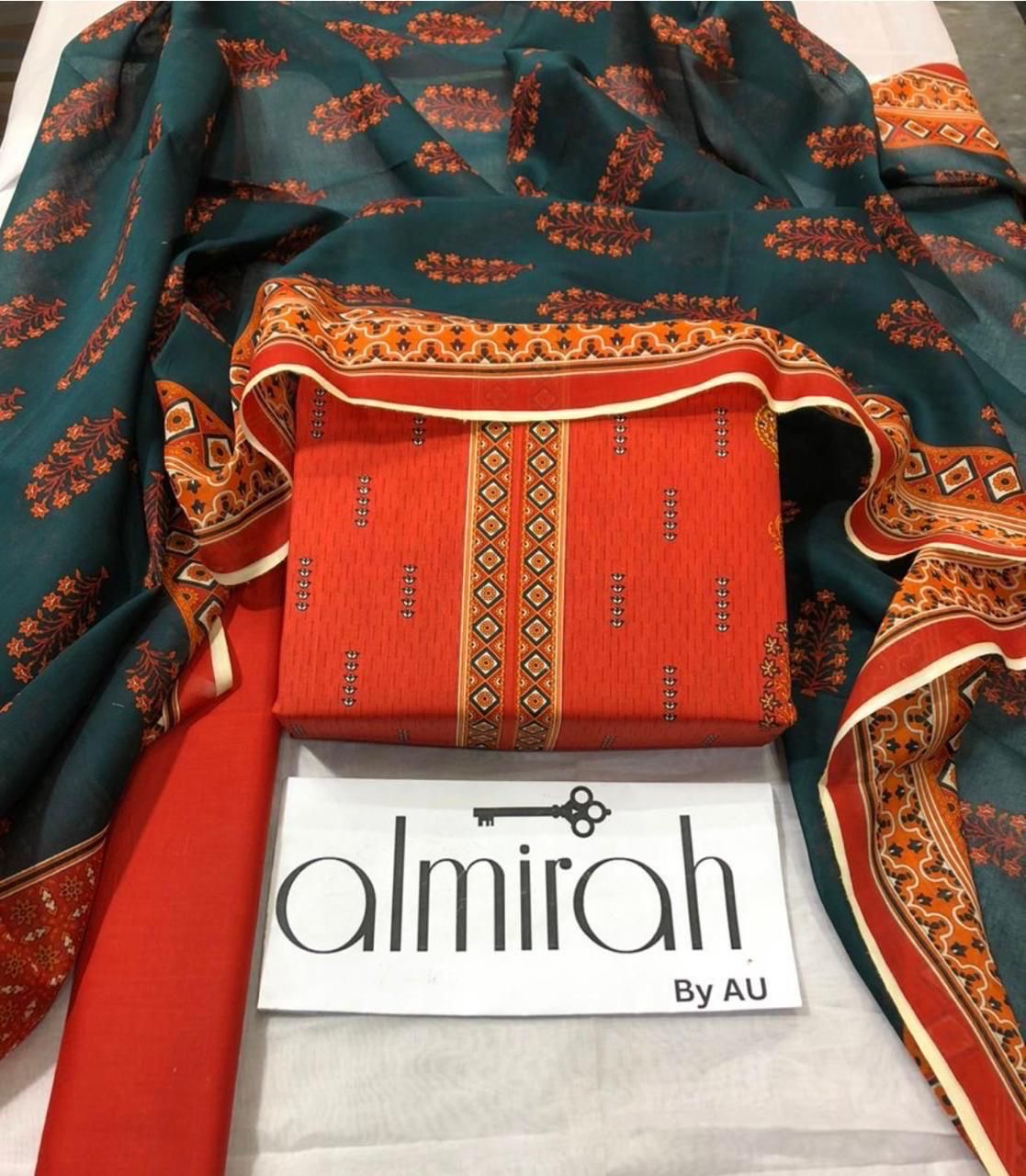 ALMIRAH 🗝️ LAWN UNSTICHED 3PCS